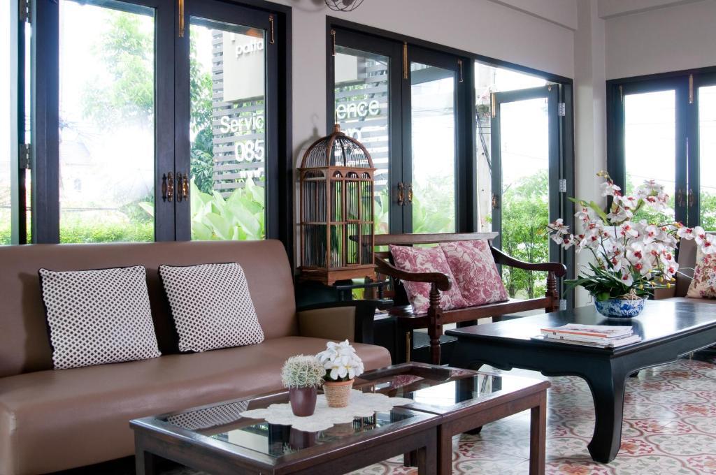 Ploen Pattaya Residence By Tolani Экстерьер фото