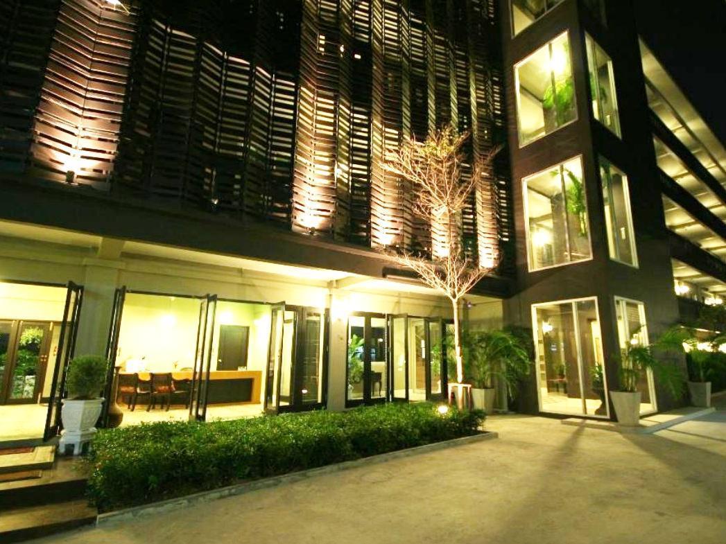 Ploen Pattaya Residence By Tolani Экстерьер фото